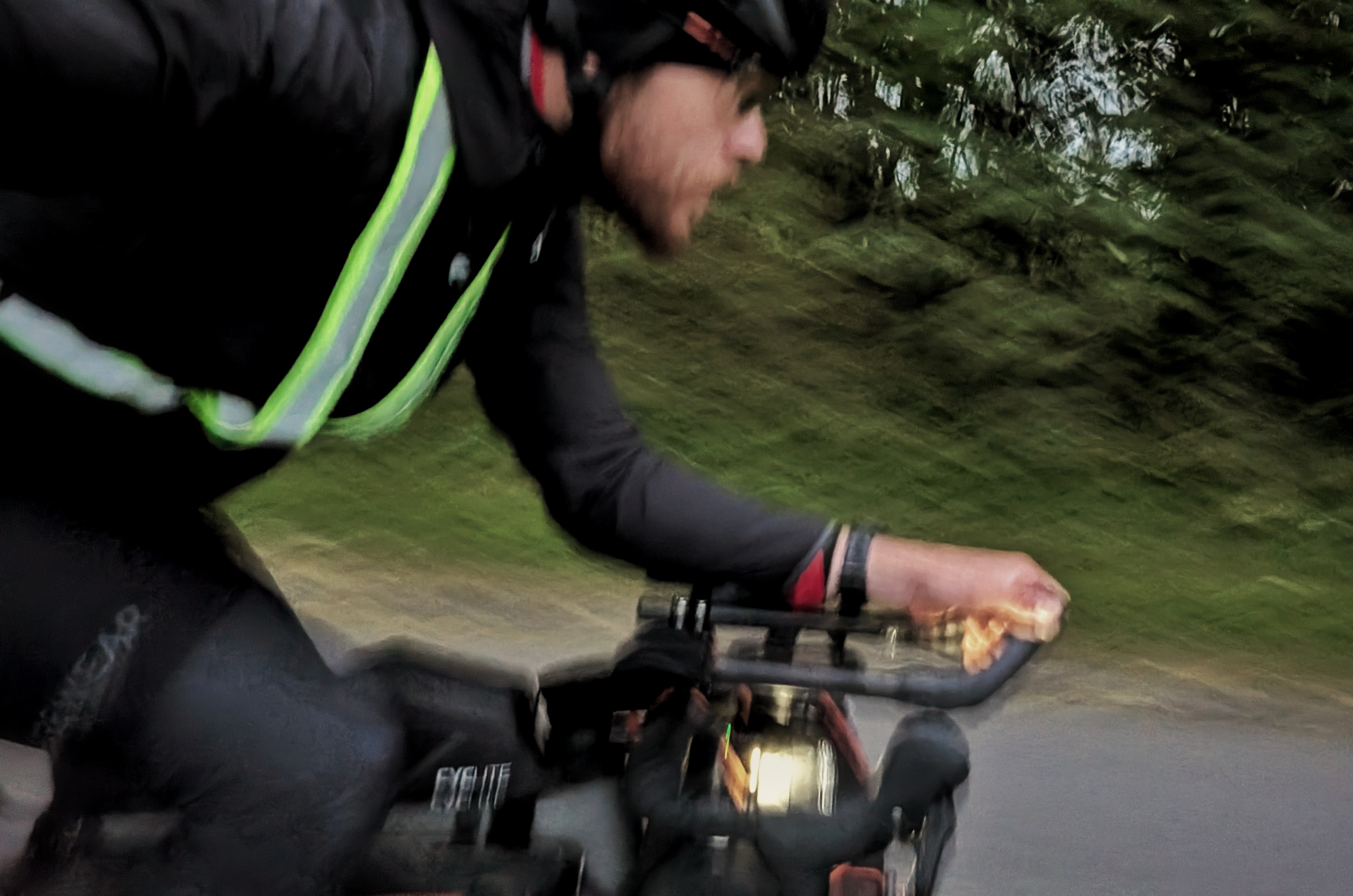 DK26: 1,500 Km, 6 stages, two broken spokes